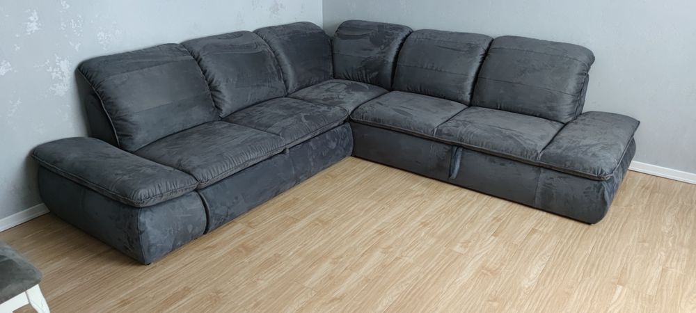 Перетяжка, реставрация стульев, дивана, кресла, кровать, пуф, банкетка