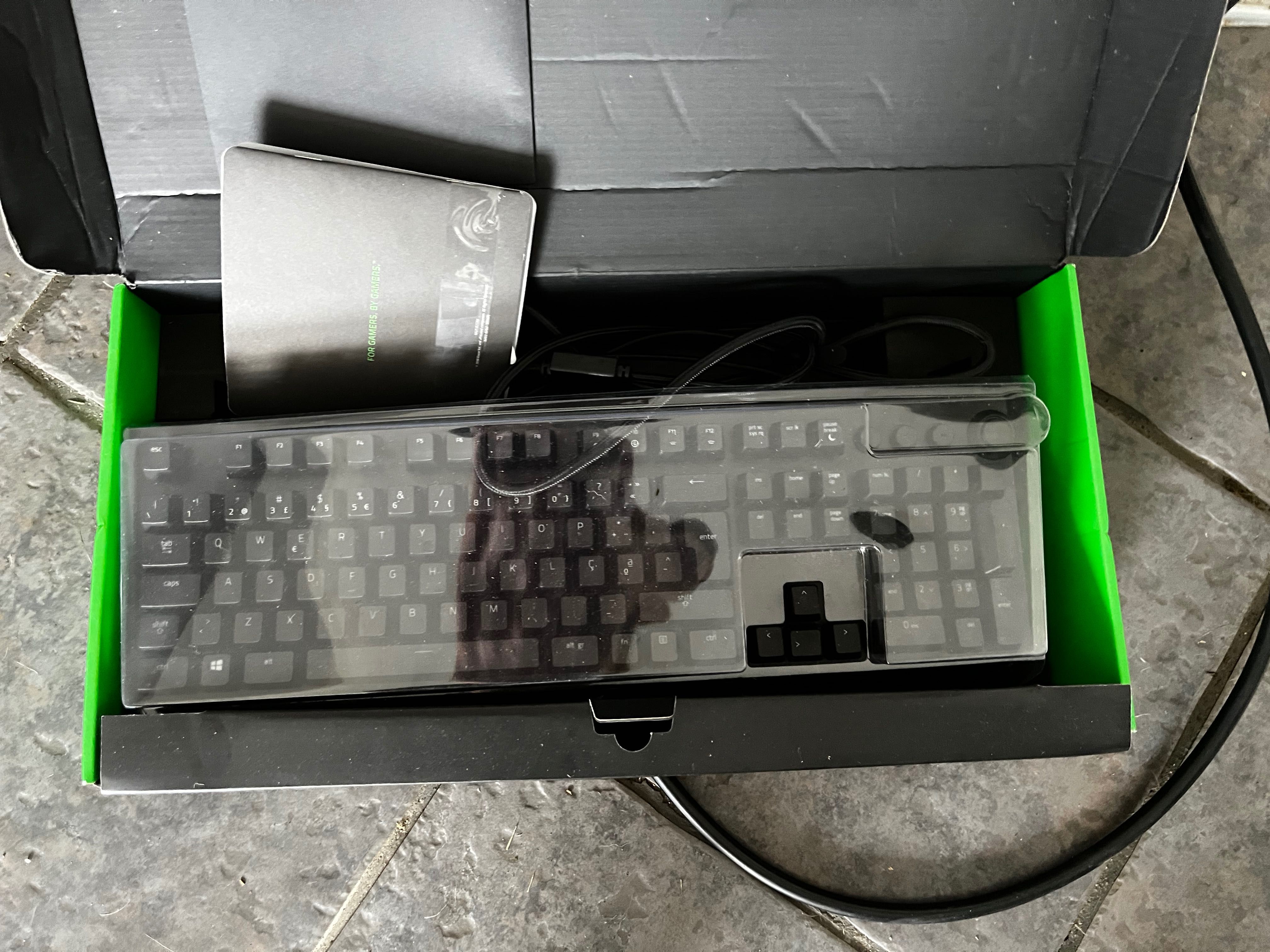 Razer Blackwidow Elite *NOVO*