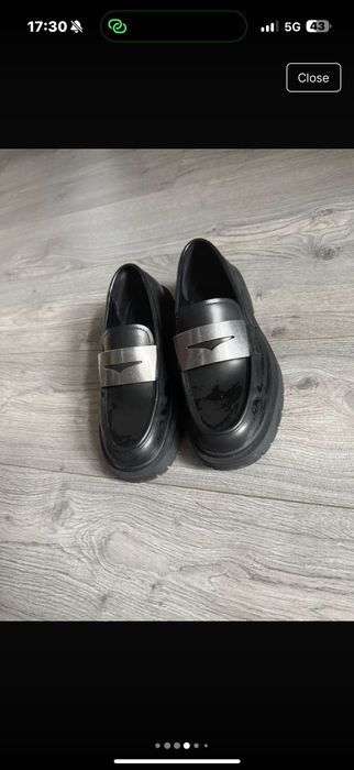 Vendo sapato em muito bom estado