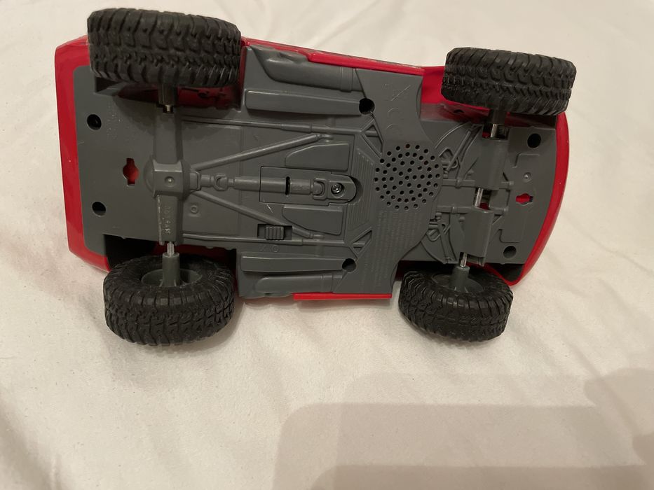 Carro Faísca McQueen Todo Terreno "grande" com sons