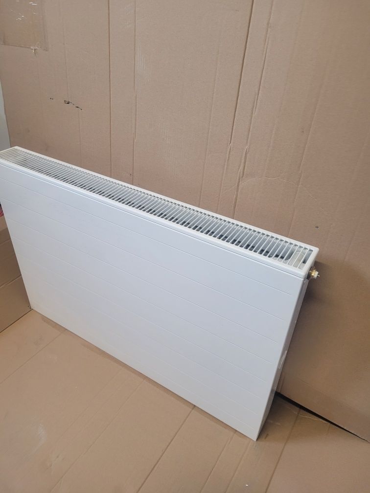 Grzejnik dekoracyjny Kermi 900x600x100mm 1100W  podłączenie prawy dół