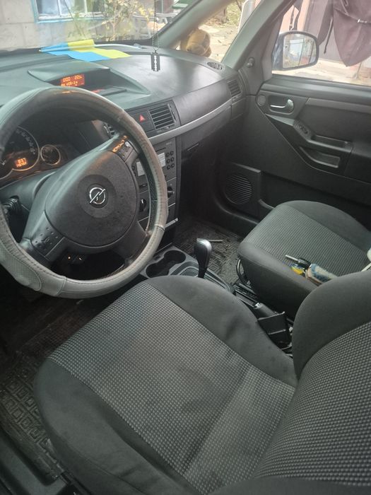 Продам Опель Мріва