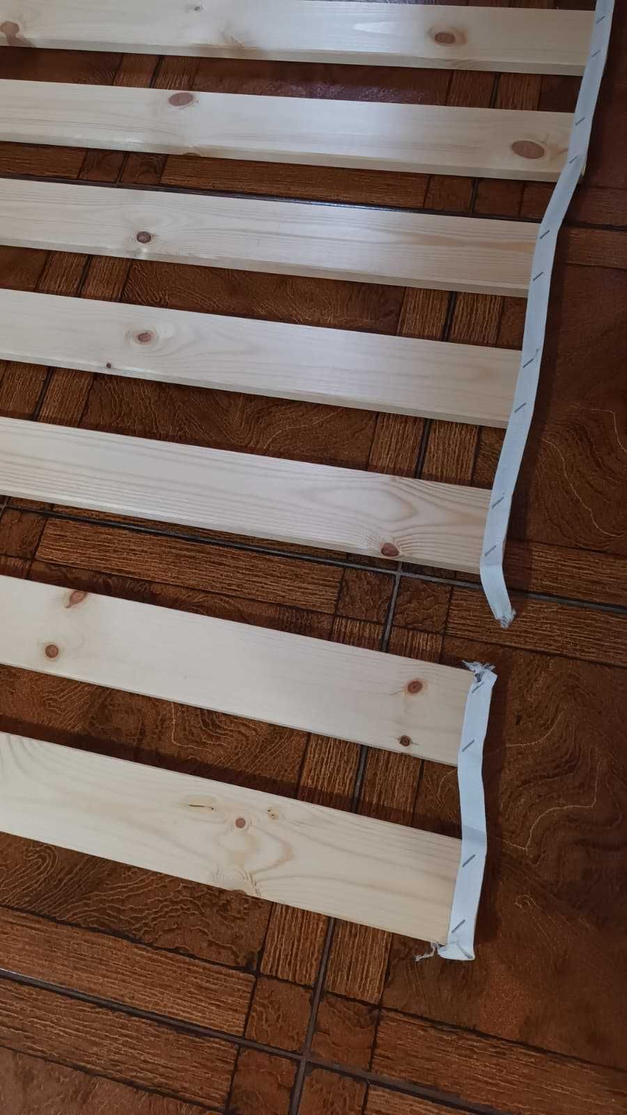 Cama de Casal com mesa de cabeceira
