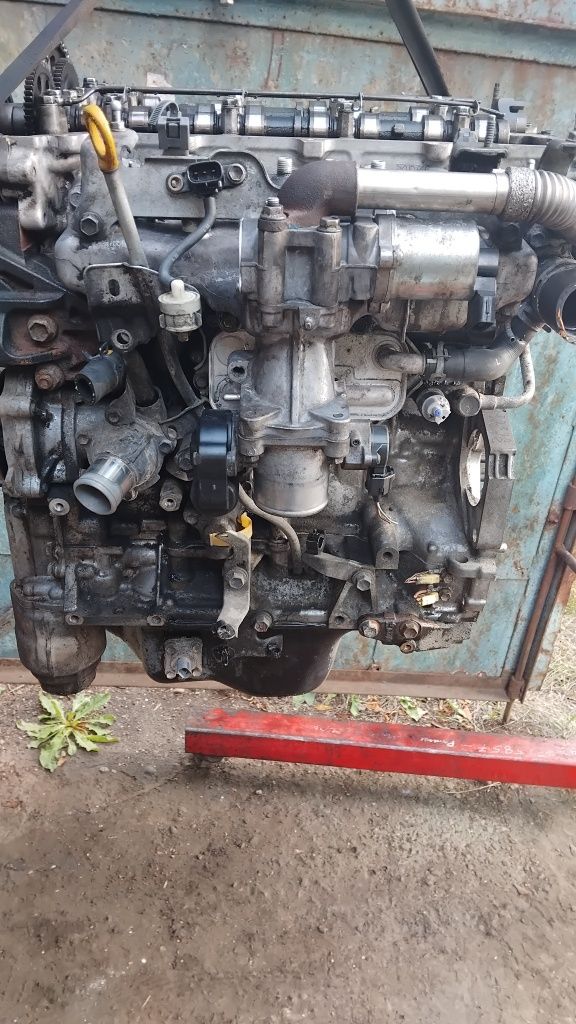Двигун мотор Toyota 2AD 2.2 D-Cat Avensis Rav 4