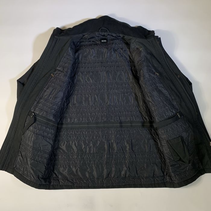 Осіння куртка Hugo Boss розмір L-XL