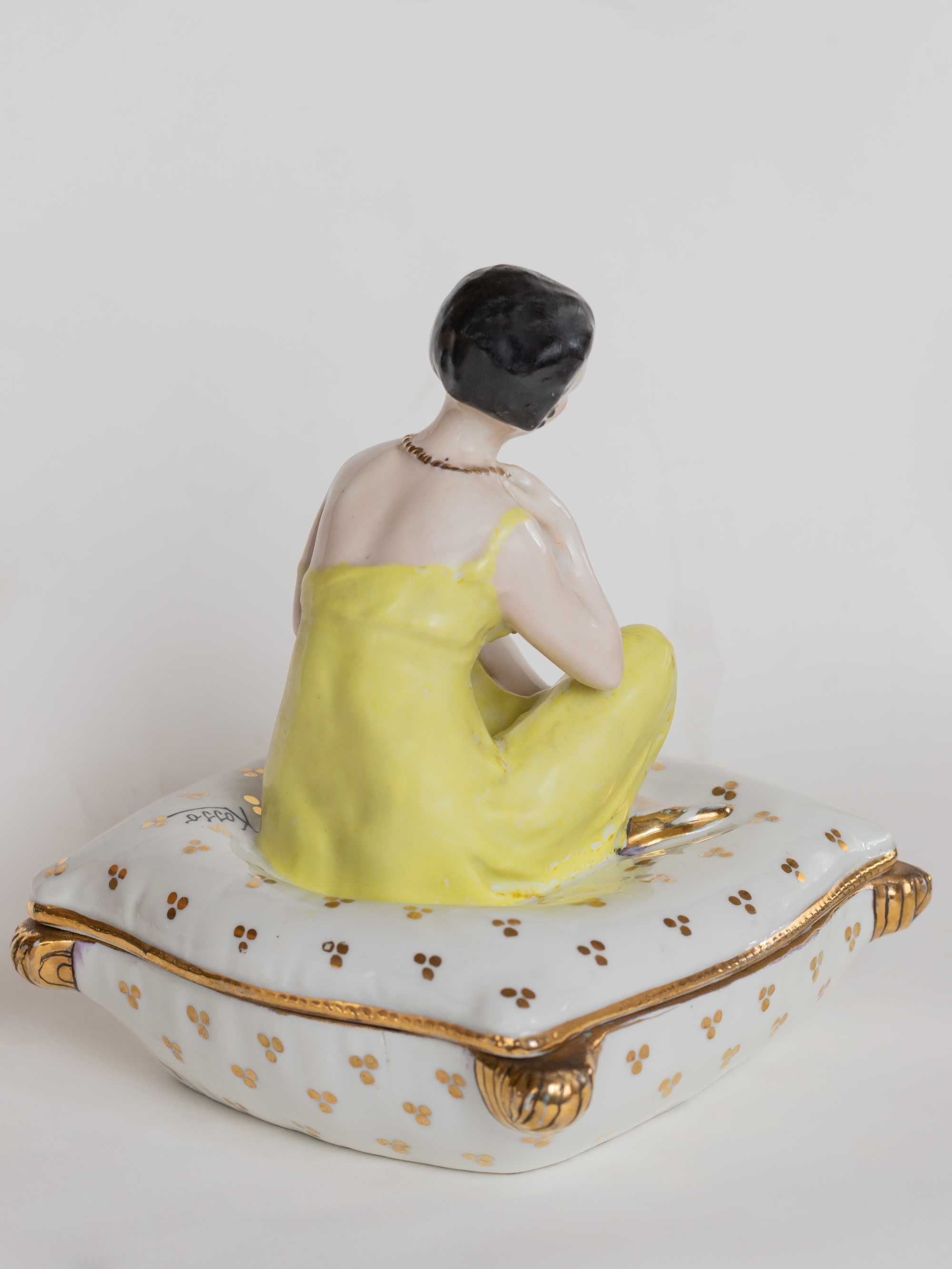 Figura caixa pó arroz porcelana Baviera Art Deco | 1929