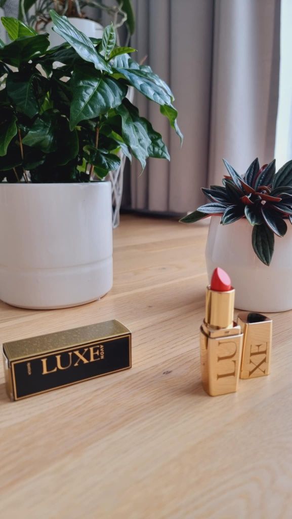 Szminka |Luxe | Silky Apricot