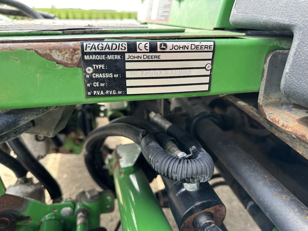 John Deere 7200 precision cut wrzecionowa traktorek kosiarka