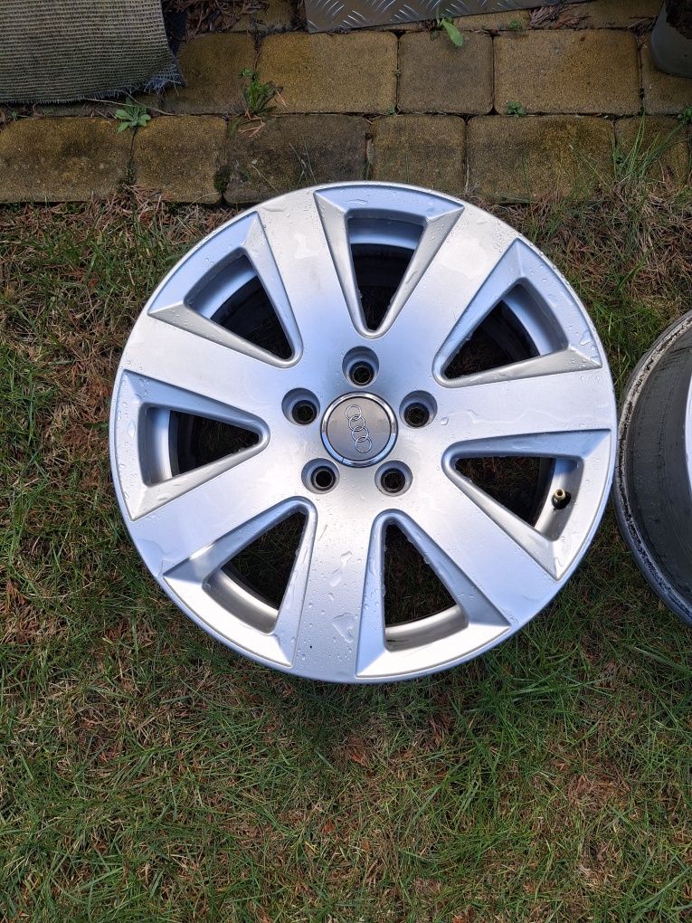 Felgi aluminiowe ŕ16 audi