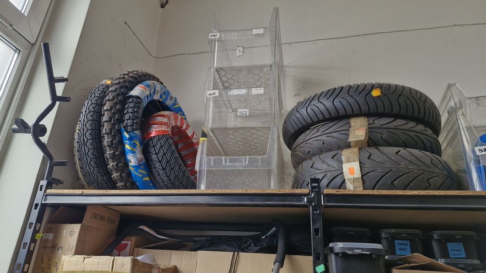 Wyprzedaż magazynu części skuterowych