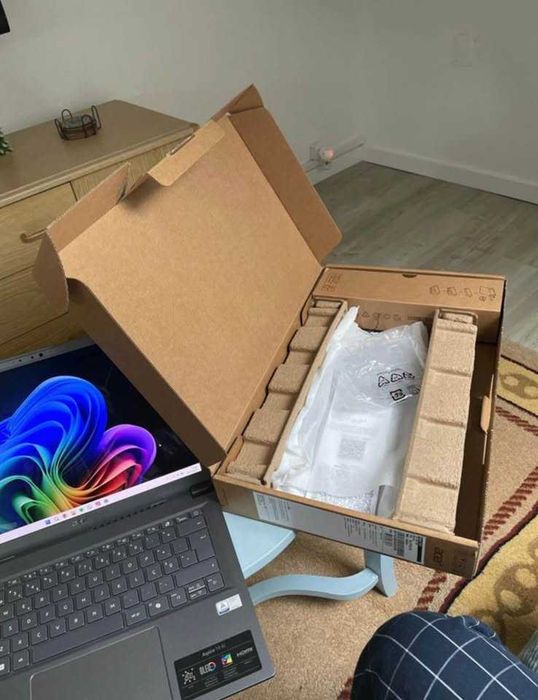 Acer Aspire 14 AI (Novo e com carregador)