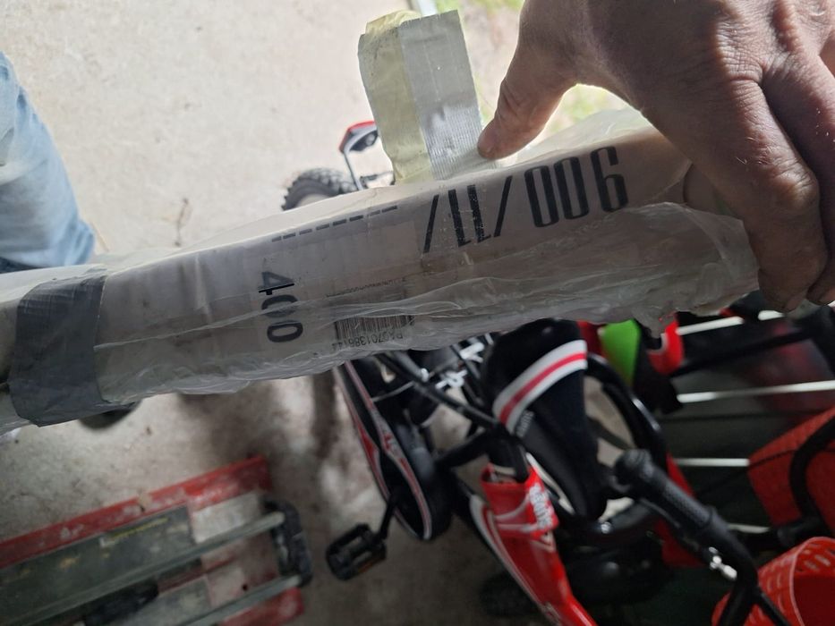 Grzejnik pojedynczy 900/400 zapakowany kompletny