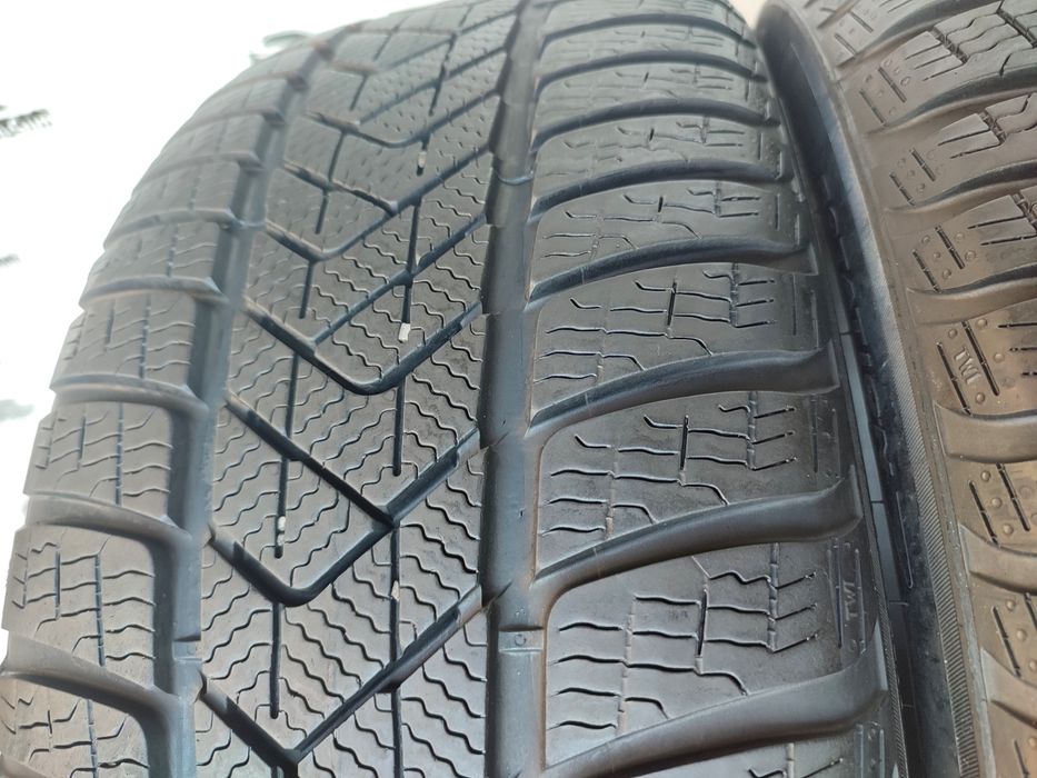 Opony 225/50 R 17 Pirelli Winter Sport Zero 3 Jak Nowe
