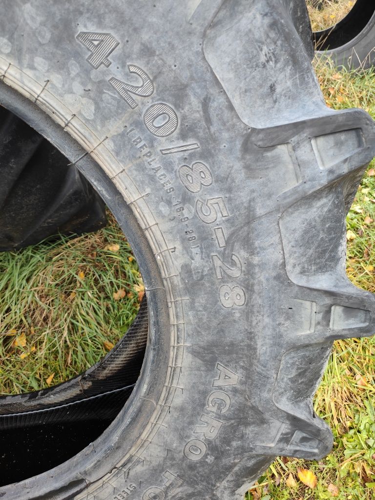 Para opony Leśne FORESTRY 420/85 R - 28 (16.9-28) zachodnie wzmocnione