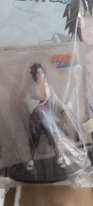 Revista + Boneco Naruto