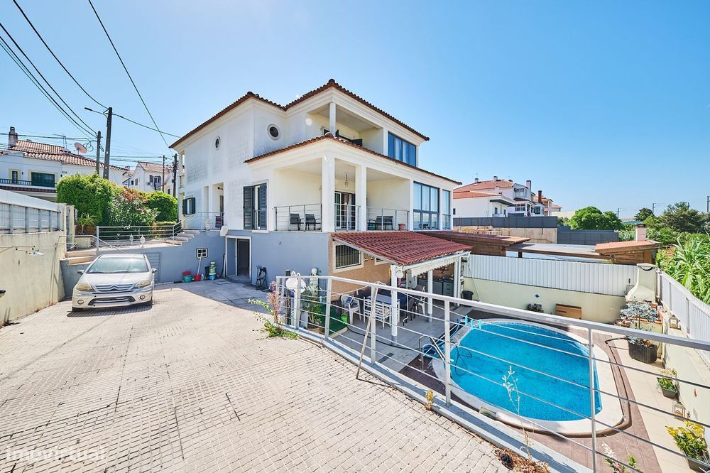 Moradia Geminada T3 + 1 C/Piscina - Qtª Alembrança