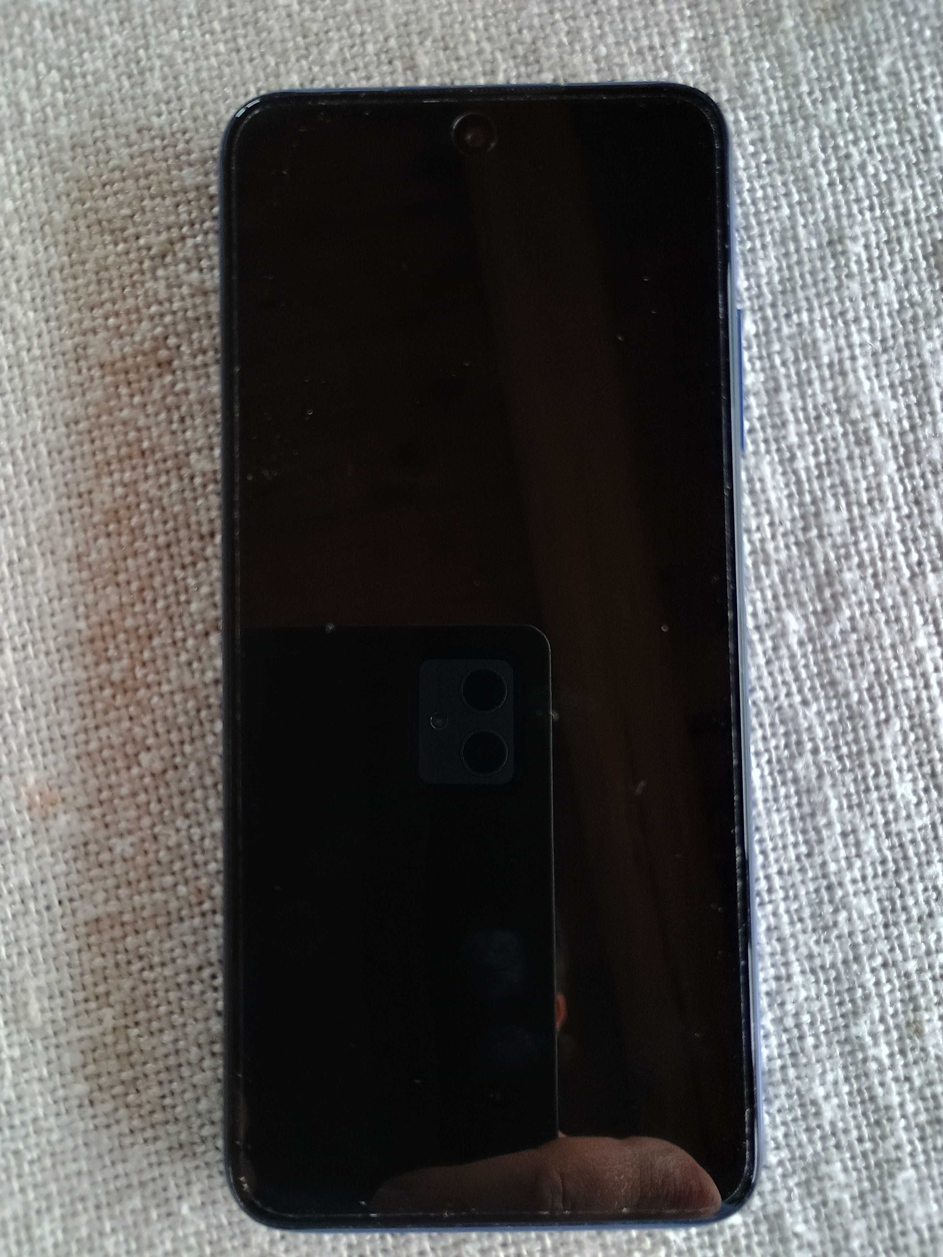 Xiaomi Redmi Note 10 5G 4/64GB – stan bardzo dobry – Dual SIM