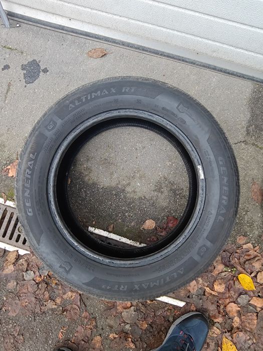 ВСЕСЕЗОН General Altimax RT 225/60 R17 99T