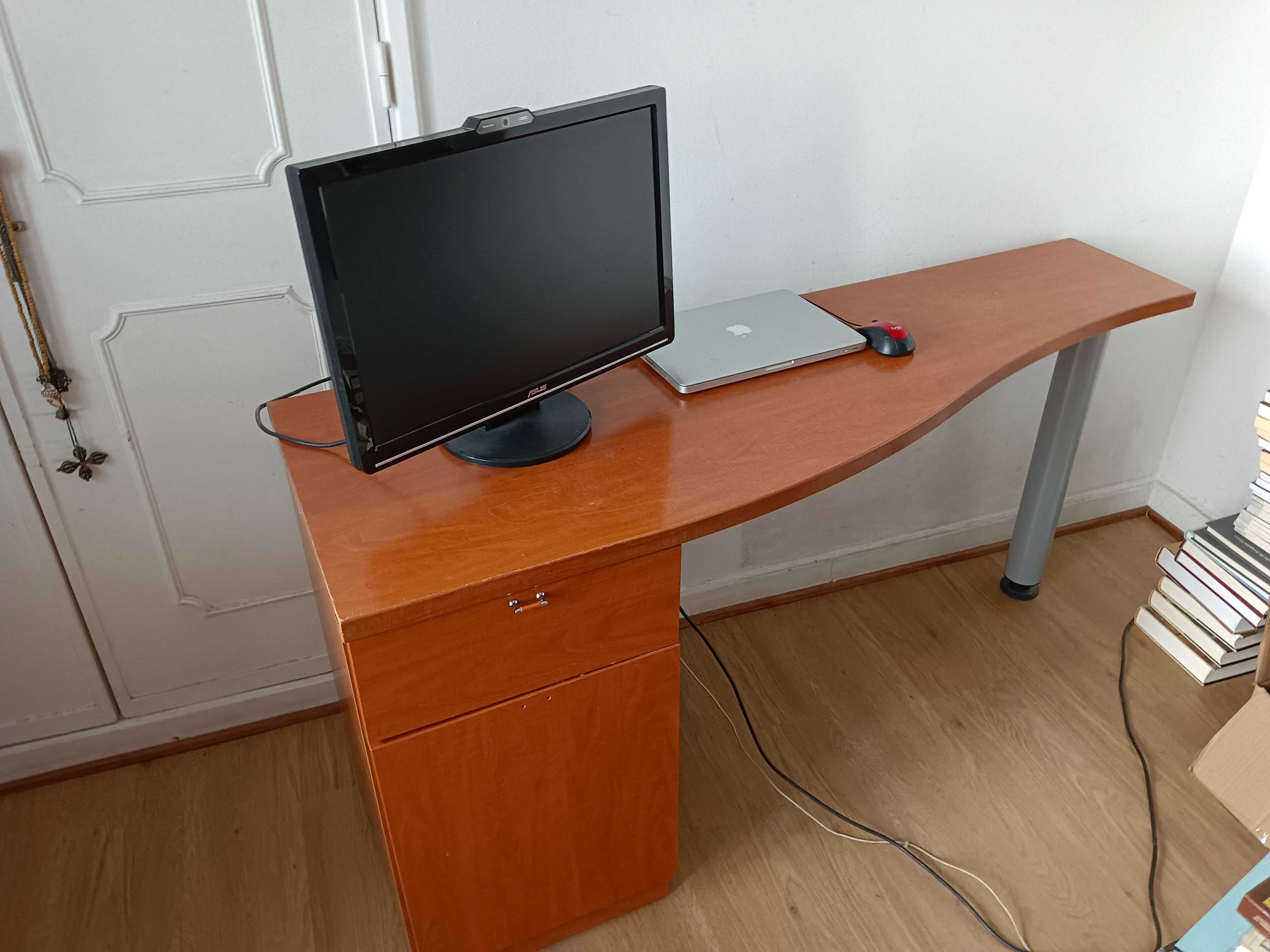 Estante e Secretaria