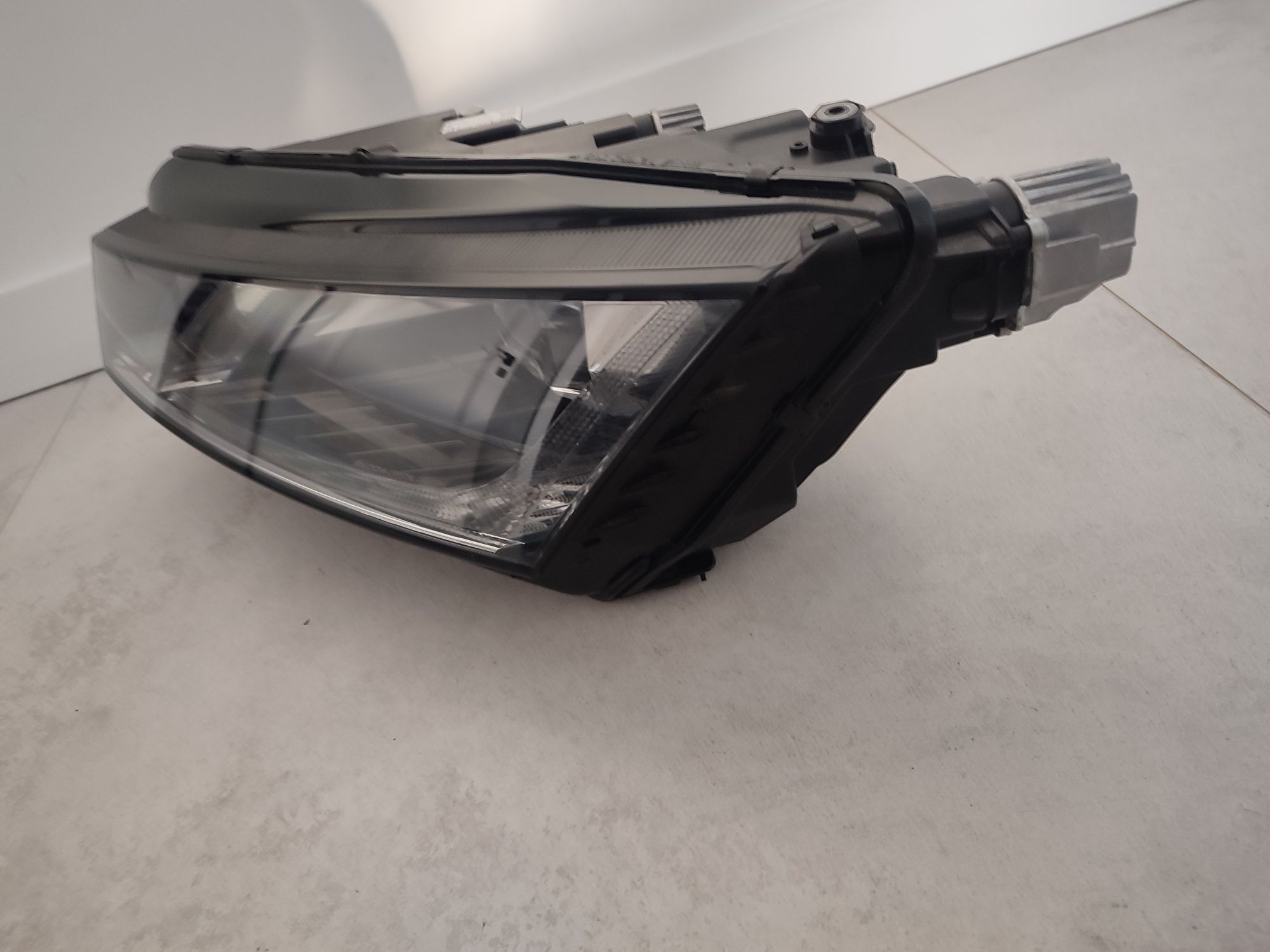 Lampa Reflektor Lewy Przód Skoda Octavia 4 IV Full Led 22r Oryginał