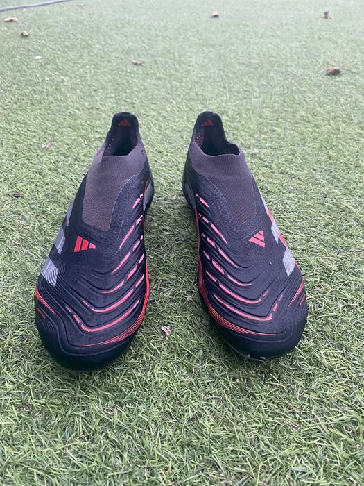 Chuteira Adidas Predator Elite