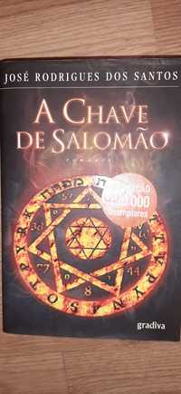 A chave de Salomé.  José  Eduardo dos Santos