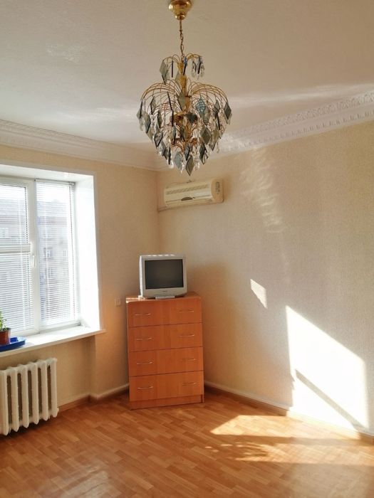 Сдаю 2квполнометражная .пр.Соборный/ост.Сталеваров/Мебель,техника