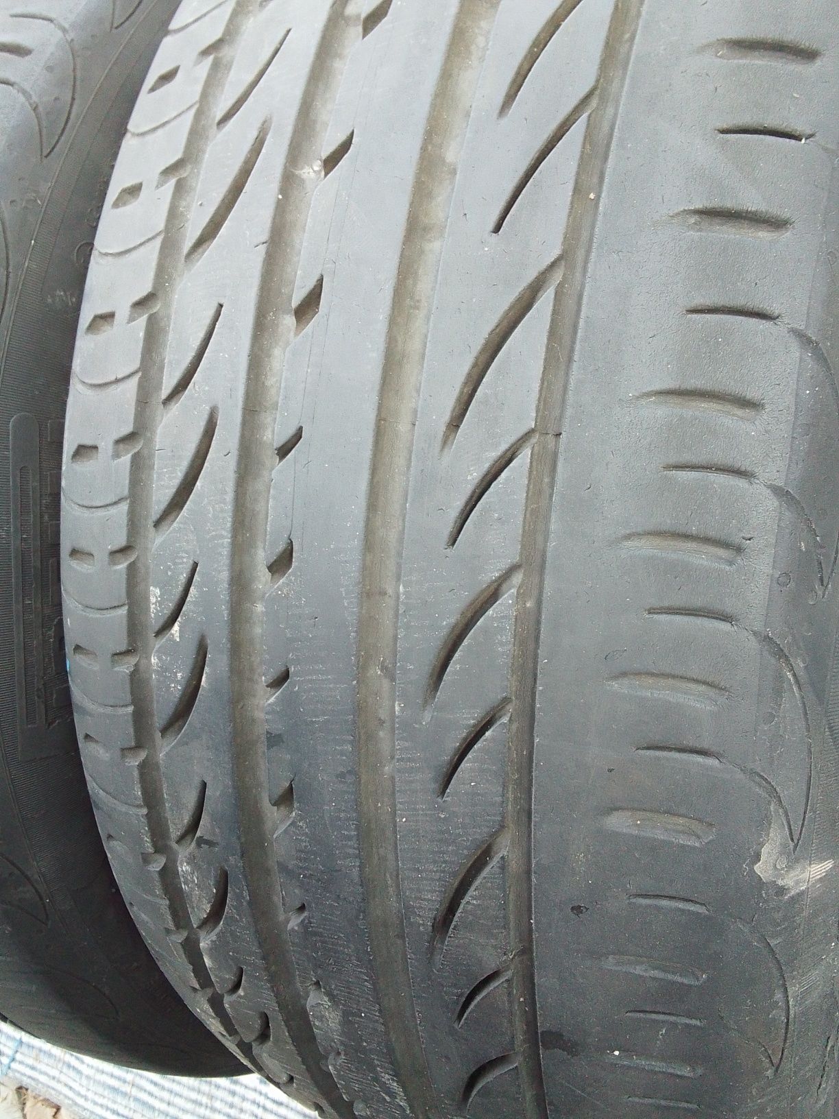 Cena za 2 Opony letnie 245/40r19 PIRELLI 6mm