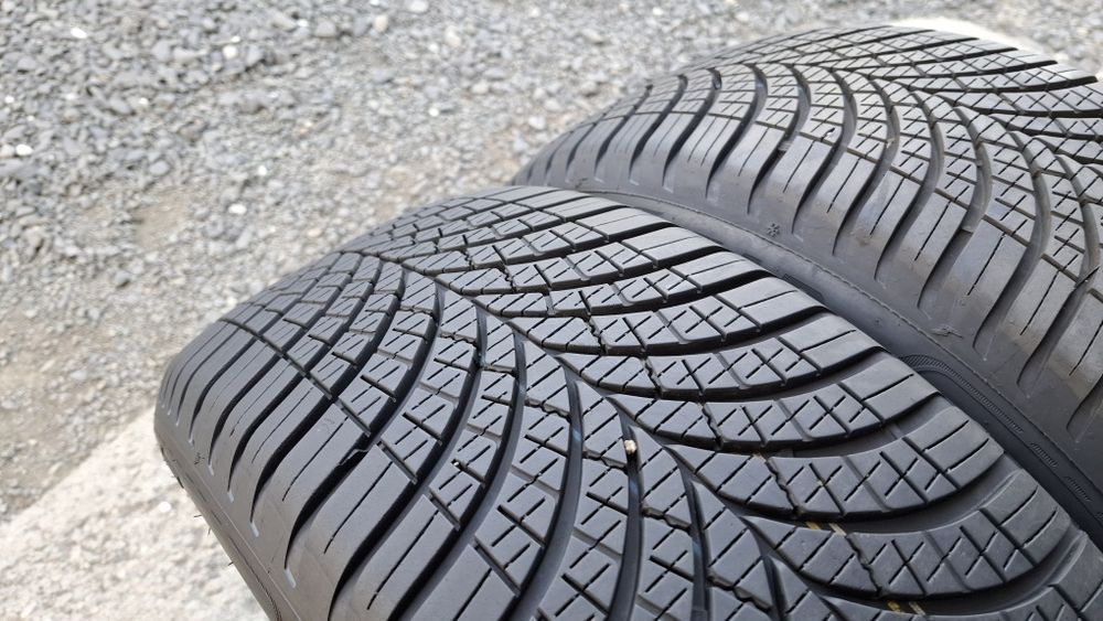 Goodyear 225/45 R18 Vector 4Seasons 7.8 mm