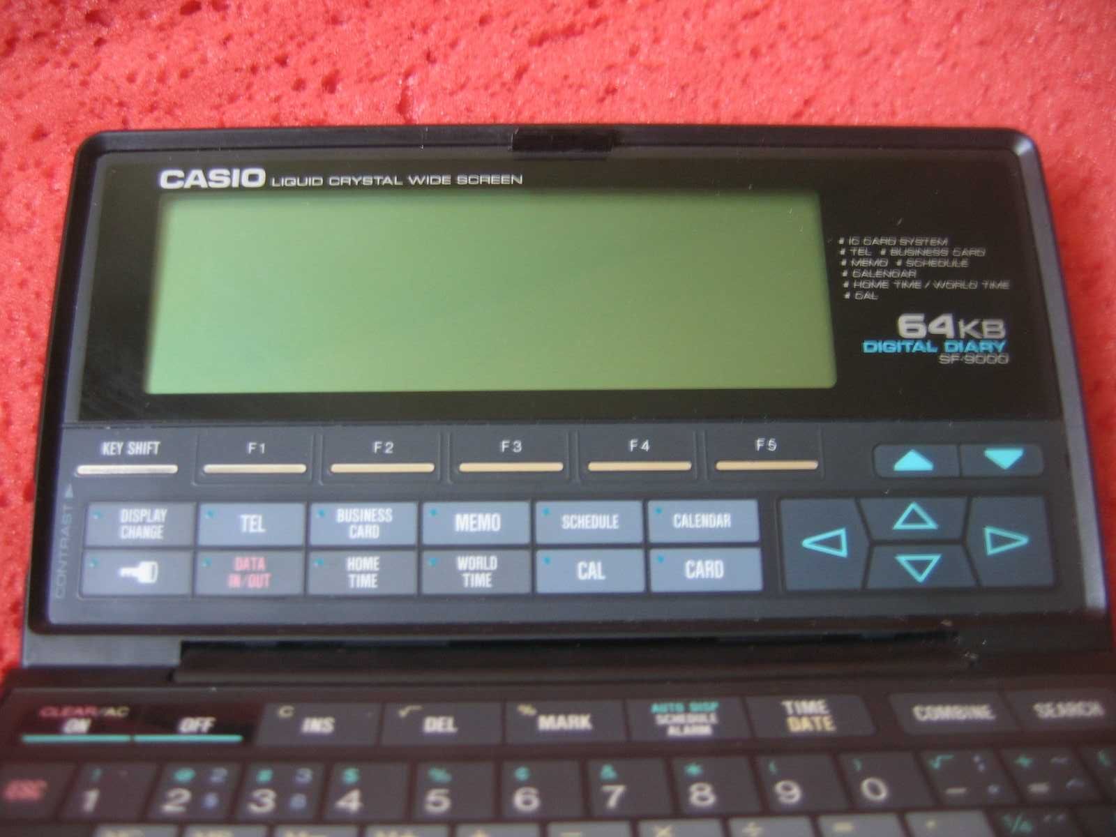 Casio Digital Diary 
SF-9000 - VINTAGE - rok około 1990