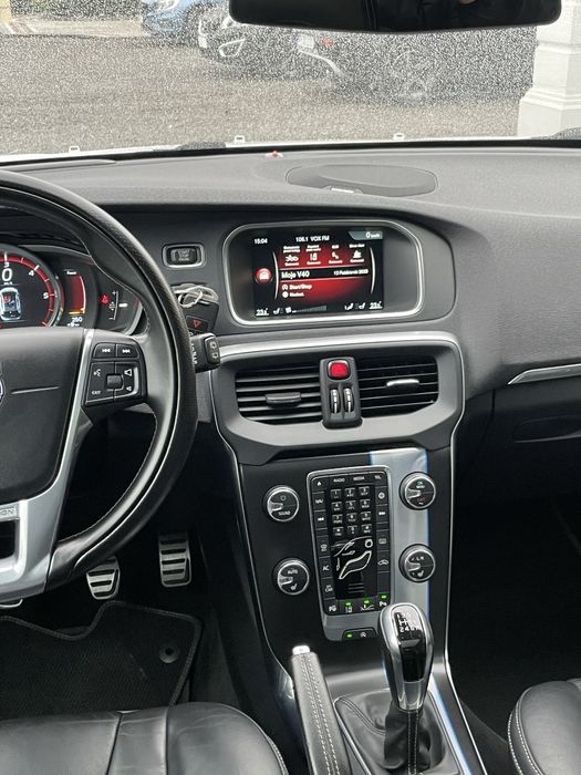 Volvo V40 2.0 D4 R-design,Ocean Race,Business,najbogatrza wersja  !