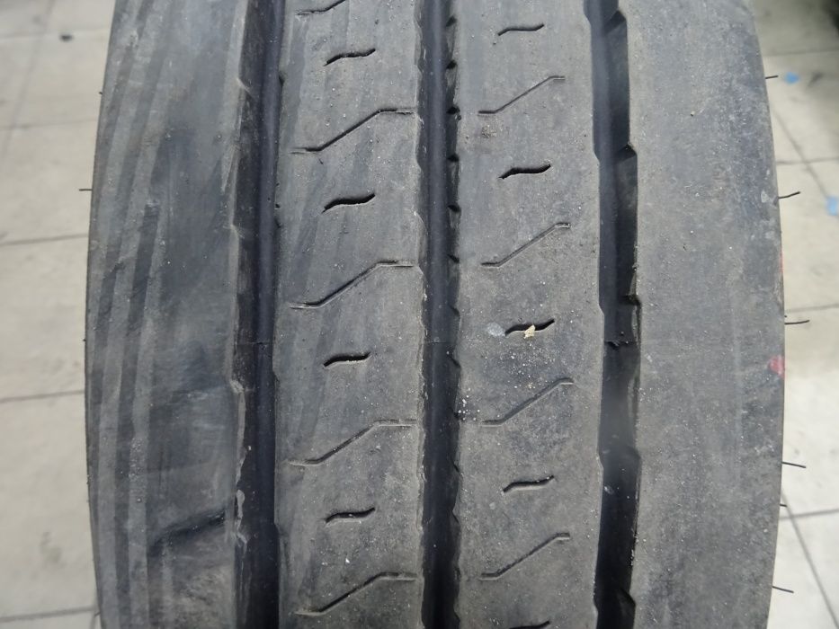 Opona 215/75R17.5 Dunlop SP 246 (450netto)