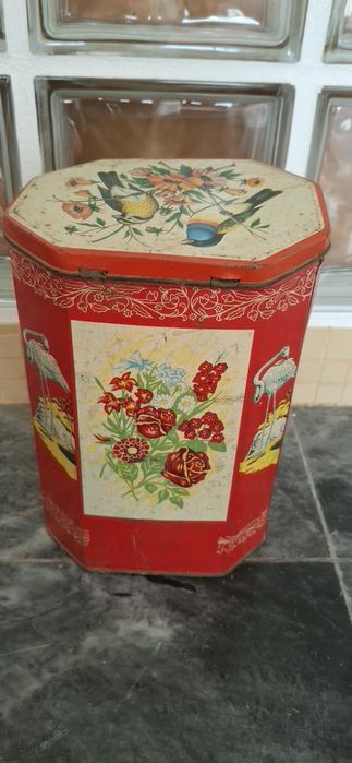 Par de lata , bom estado