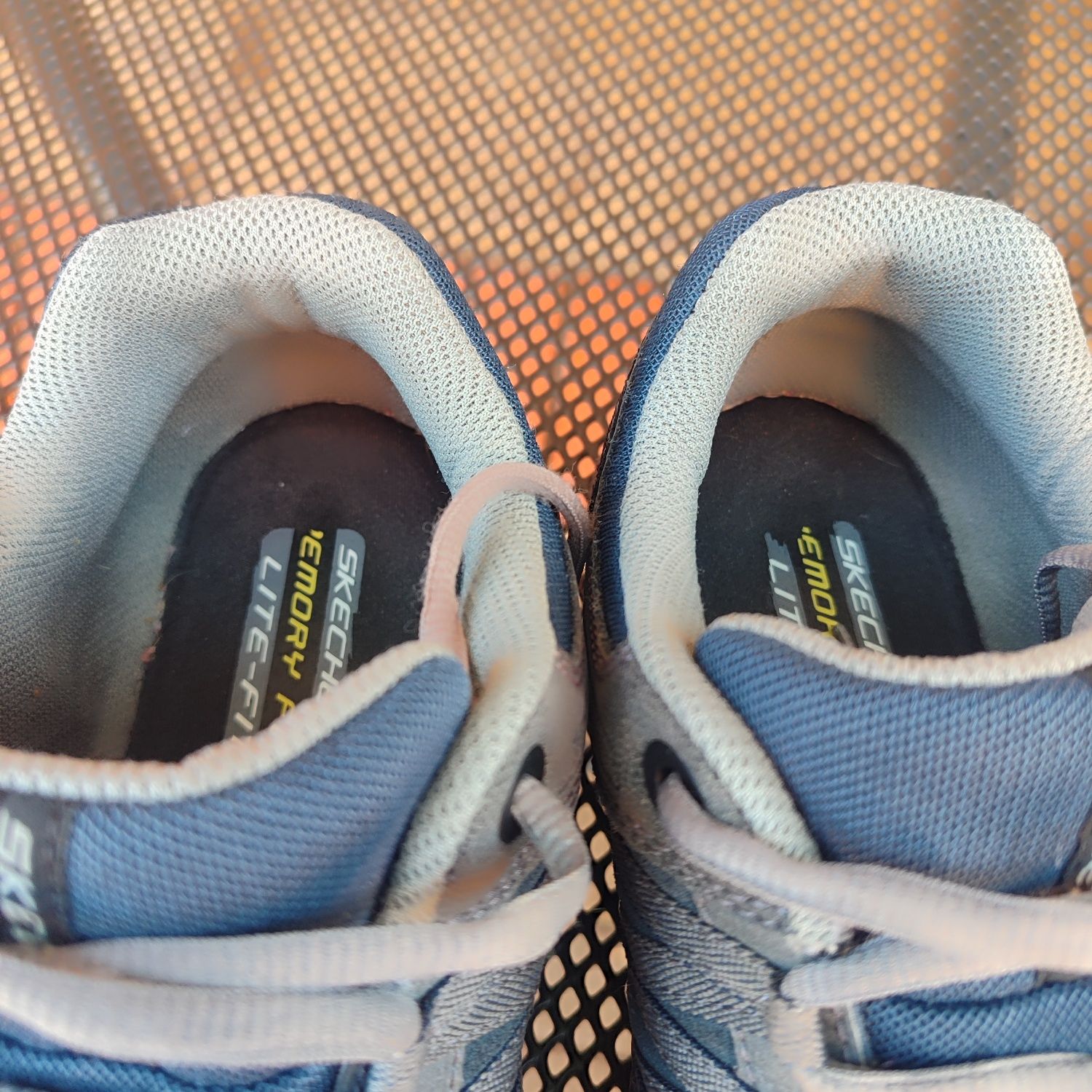 Кроссовки Skechers 45 размер (оригинал)