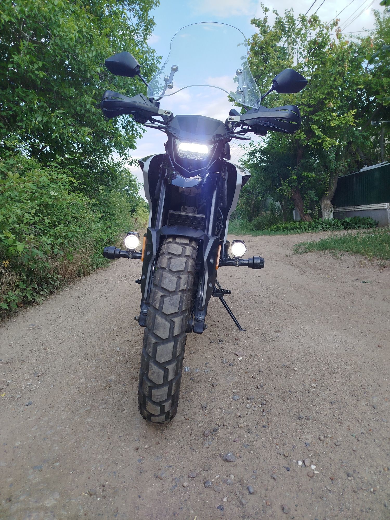 Продам мотоцикл Теккен 250 .