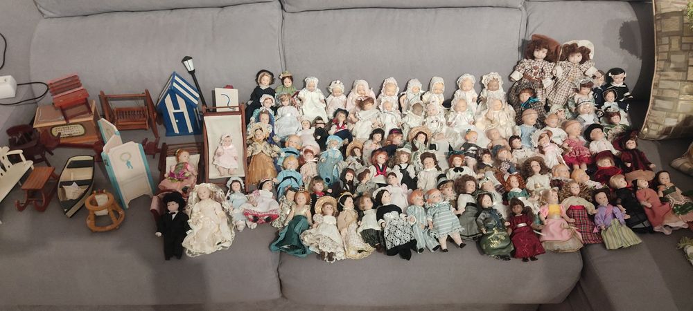 Bonecas de porcelana