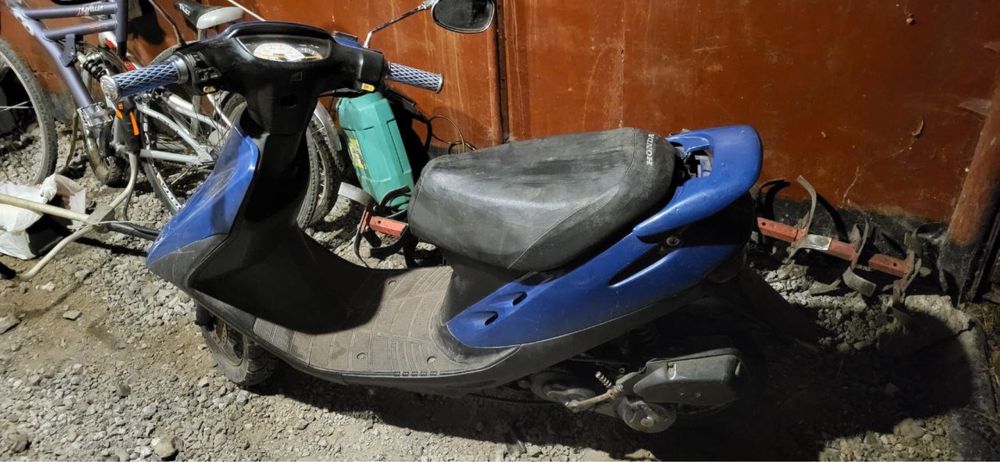 Продам скутер HONDA DIO 27