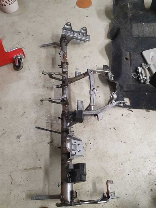 Stelaż kokpitu konsoli Nissan Nv 200 1.5 dci europa 2012 r