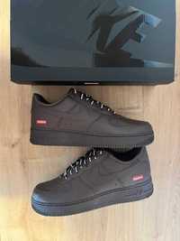 Nike Air Force 1 Low Supreme w kolorze czarnym 38-45