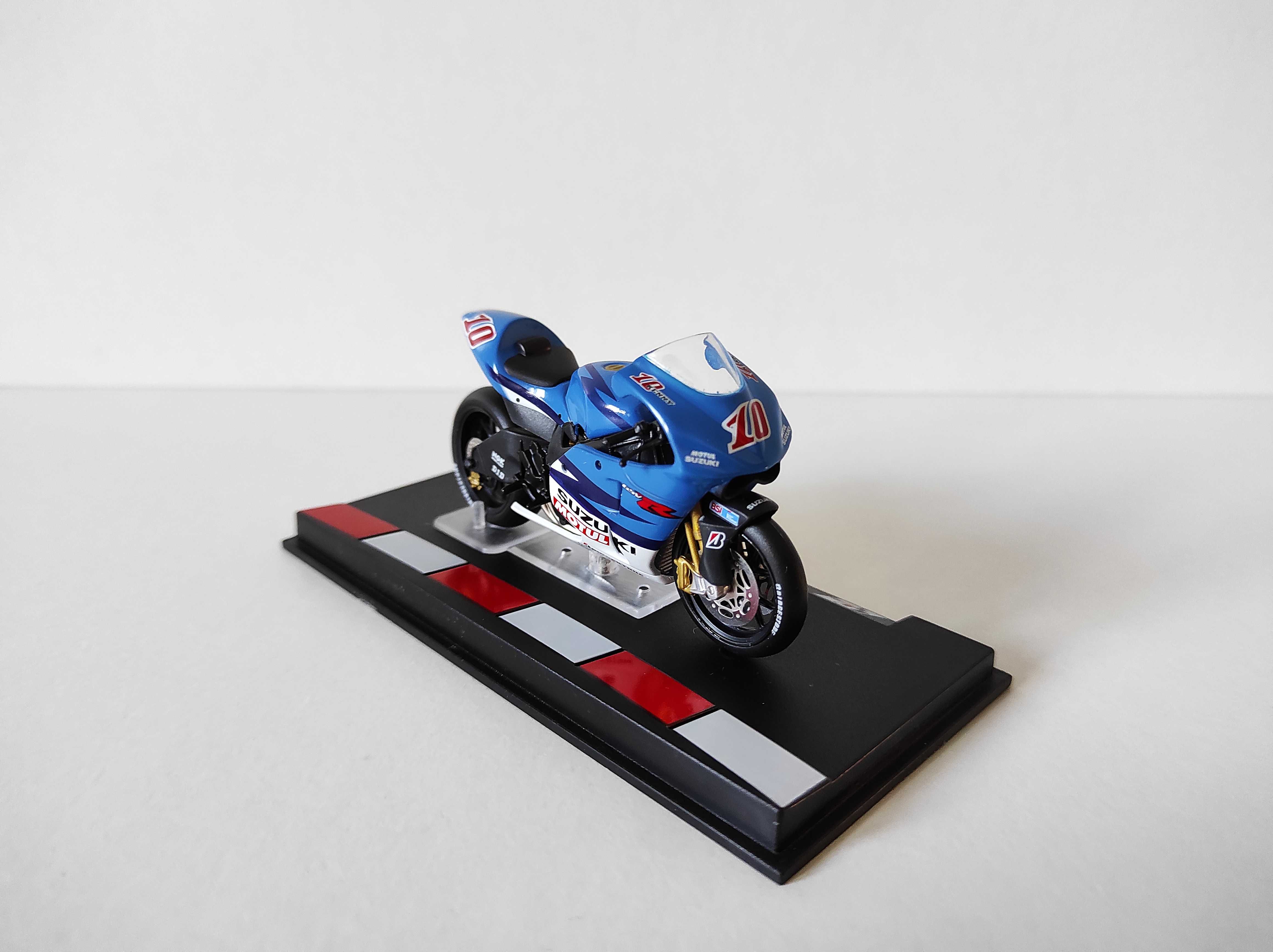 Suzuki GSV-R Kenny Roberts Junior 2004 Moto GP 1:24