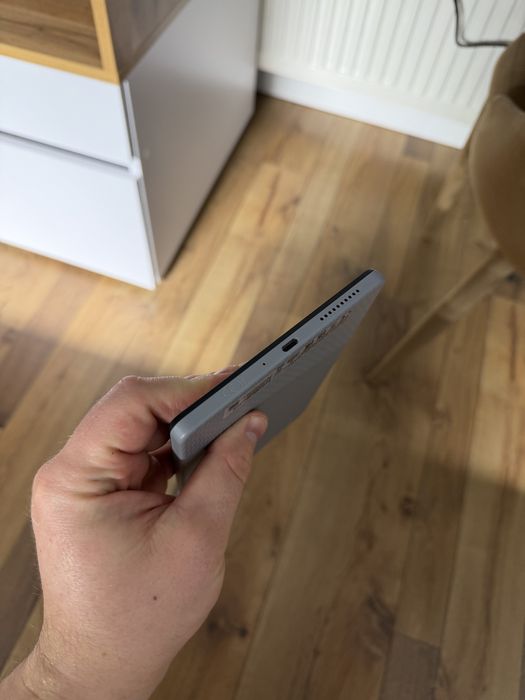 НОВЫЙ планшет Lenovo Tab M8 3/32