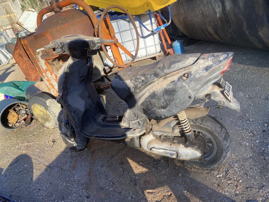 Scooter Aprilia Rally peças