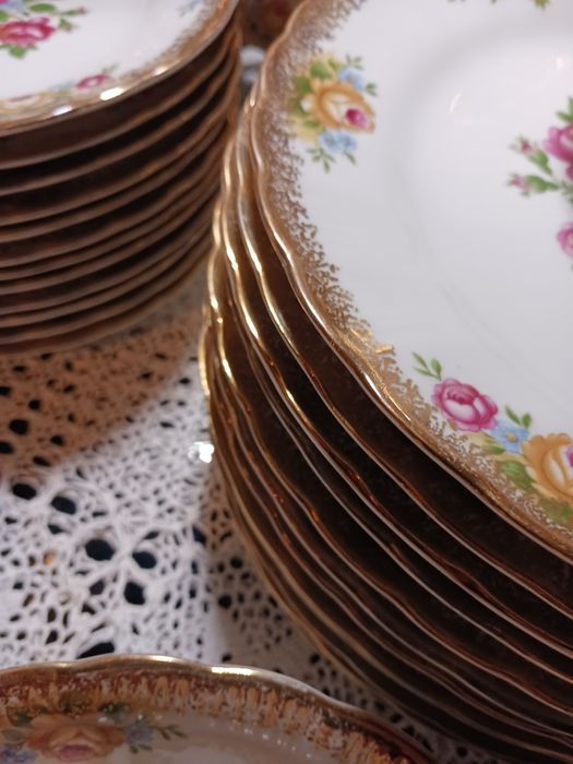 Świetlisty 12 osobowy serwis obiadowy Winterling