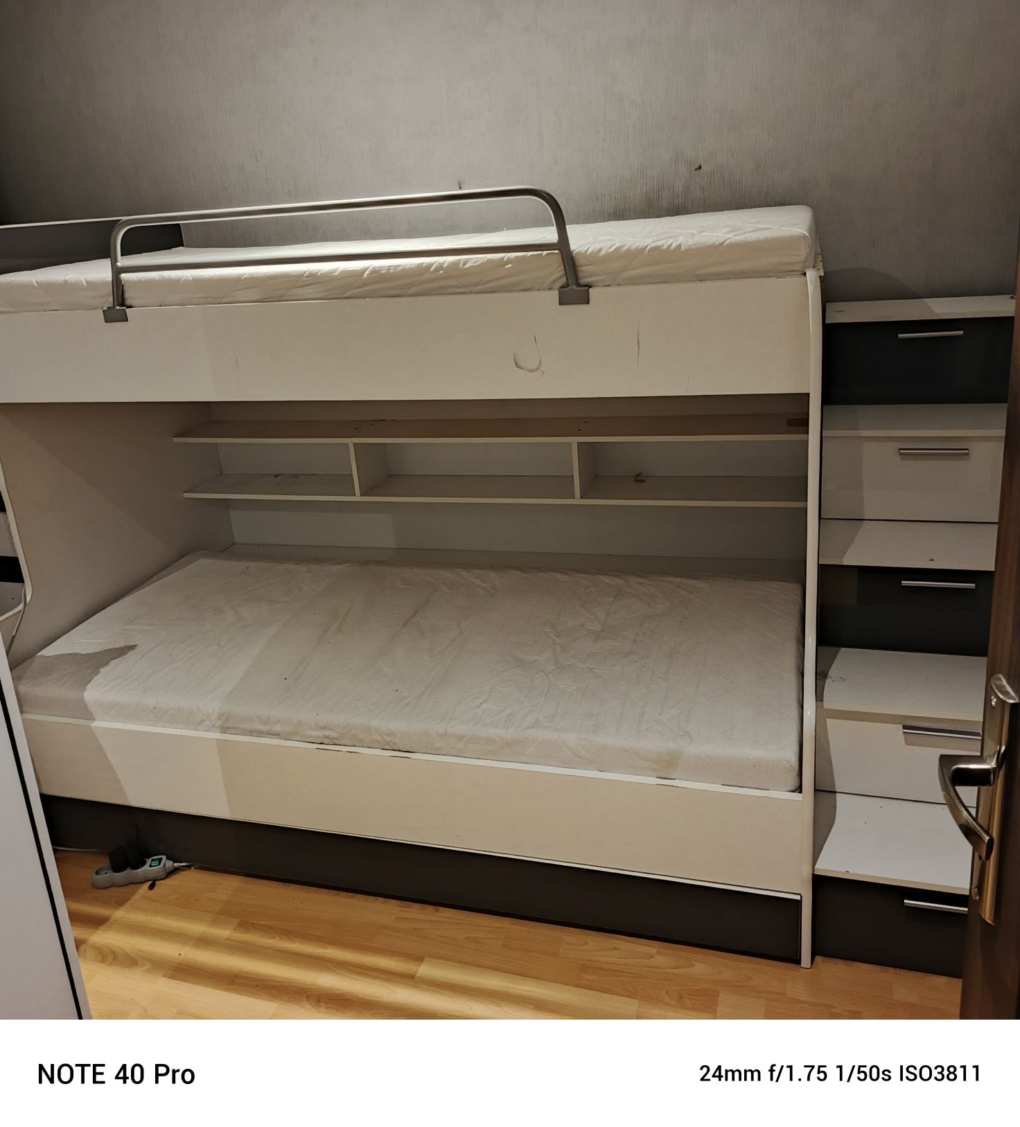 Łóżko piętrowe duże