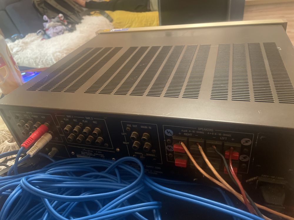 Accuphase E-204 wzmacniacz