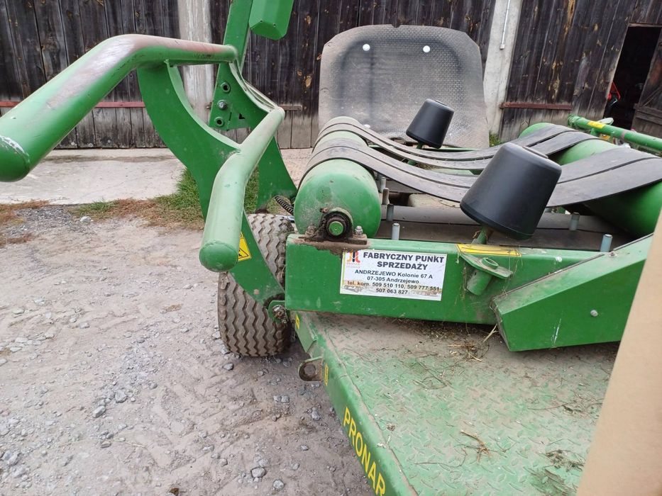 Owijarka samozaładowcza Pronar Z 245