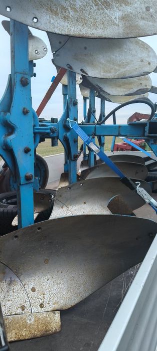 Продам плуг оборотний Lemken opal 110 3+1