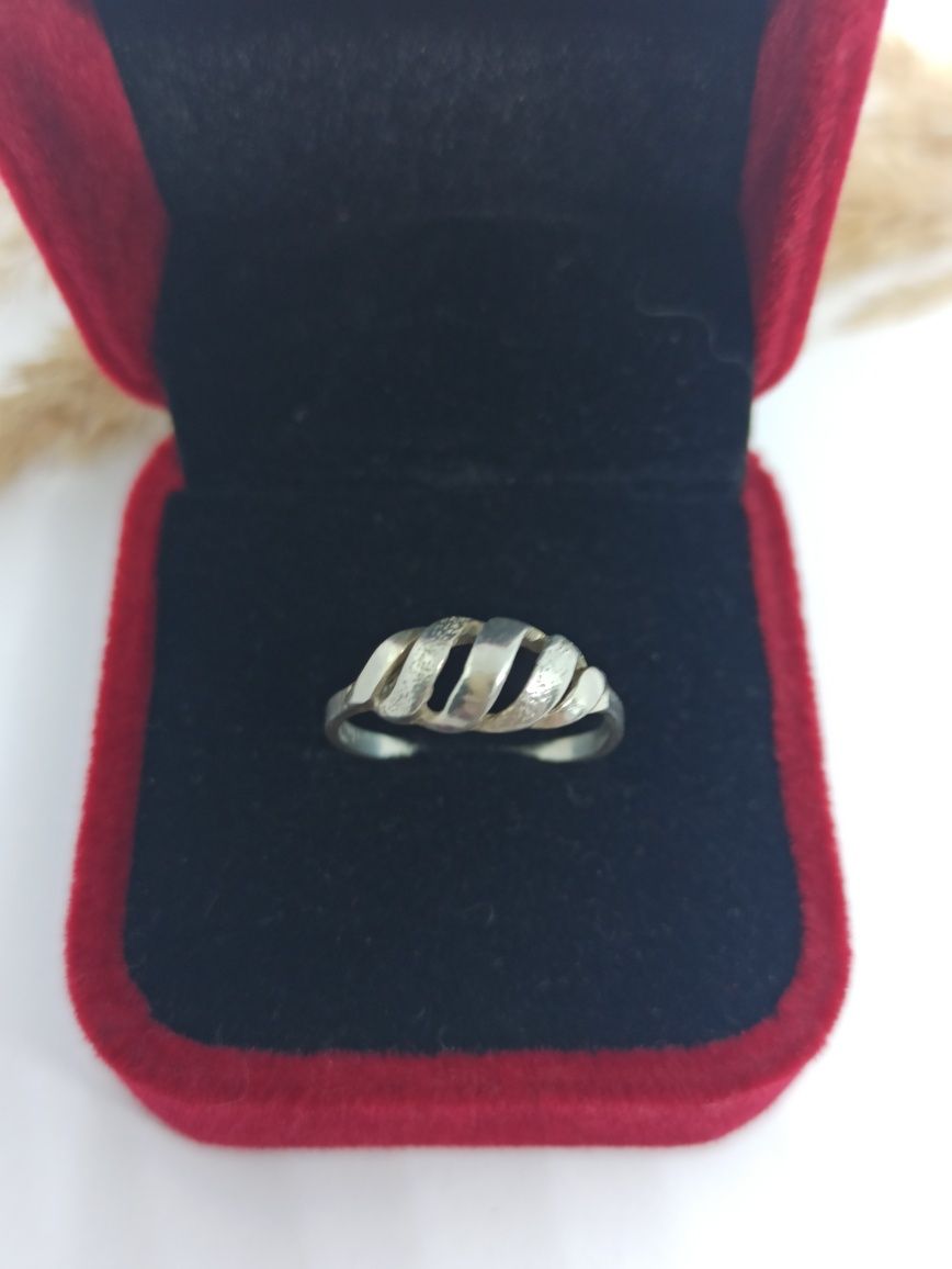 Danwy pierścionek ze srebra, srebro 925