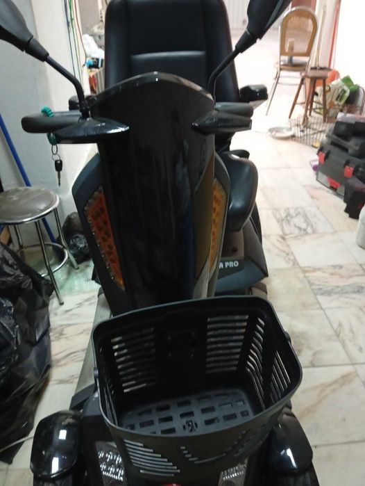 Scooter elétrica Pantera Pro
