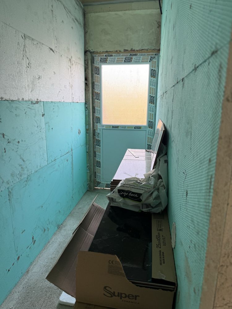 Vendo casa em fase de remodelacao